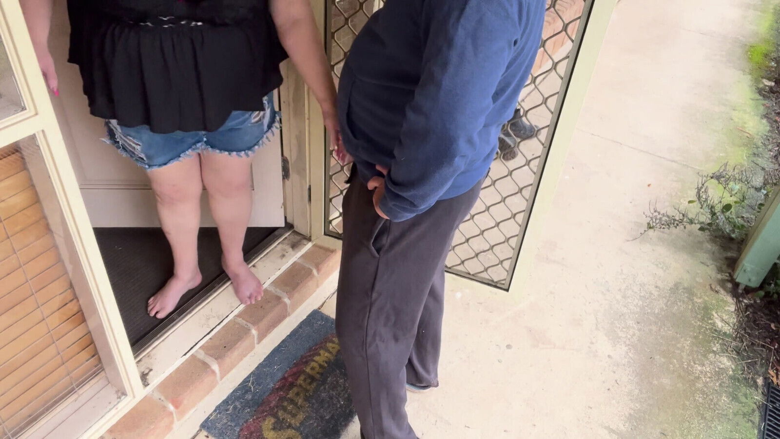 Wife pays hubbies debt with mouth