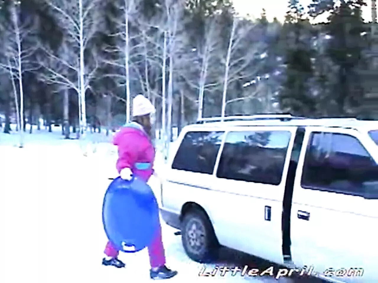 Petite teen masturbates cold snowy