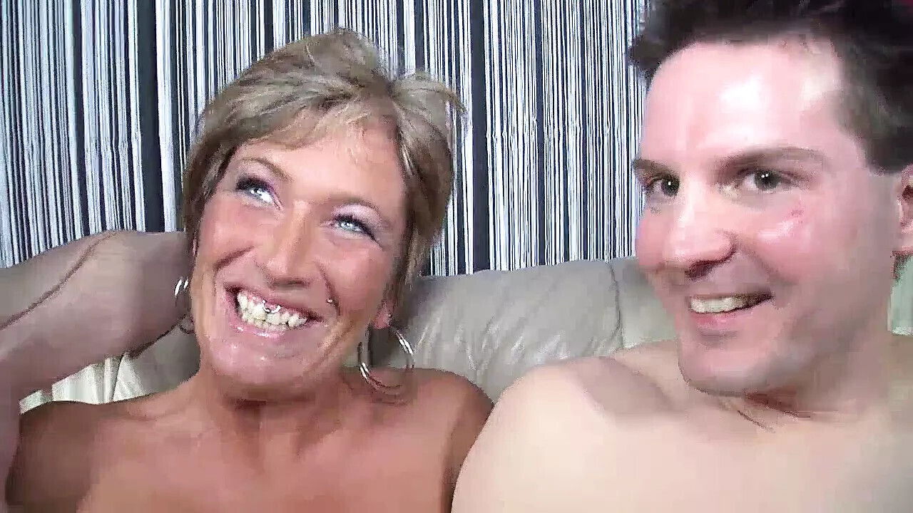 Best threesome German blonde satisfies every desire cocks screw double penetration