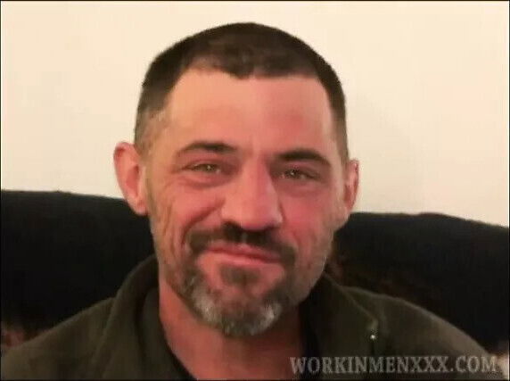 Mature Amateur Craig Jacking