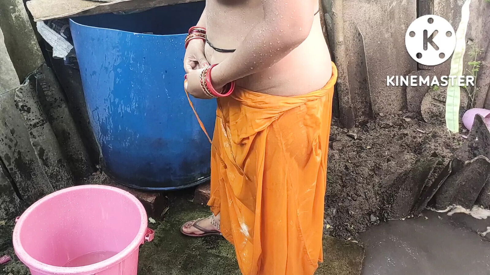 Anita look bathing outside