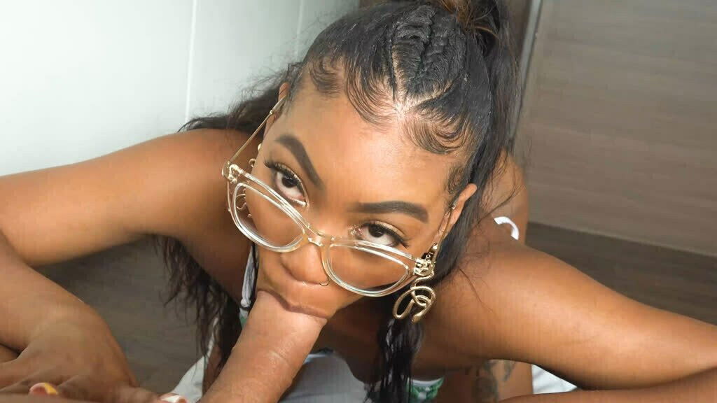 Smoking Black Model Sucking Huge Like Proper Goddess