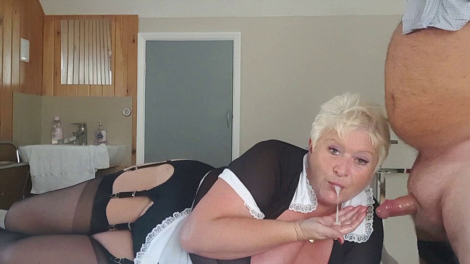 Joolz pleads with boss keep job!