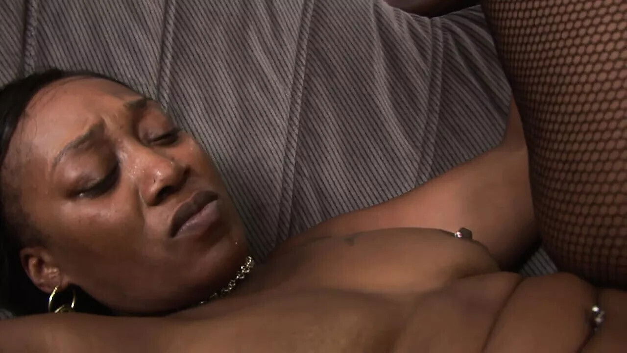 MS.CLEO:Just Great ASS!!!