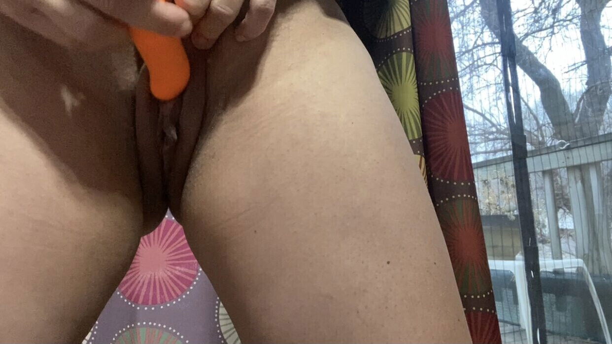 neighbors vibrator clit