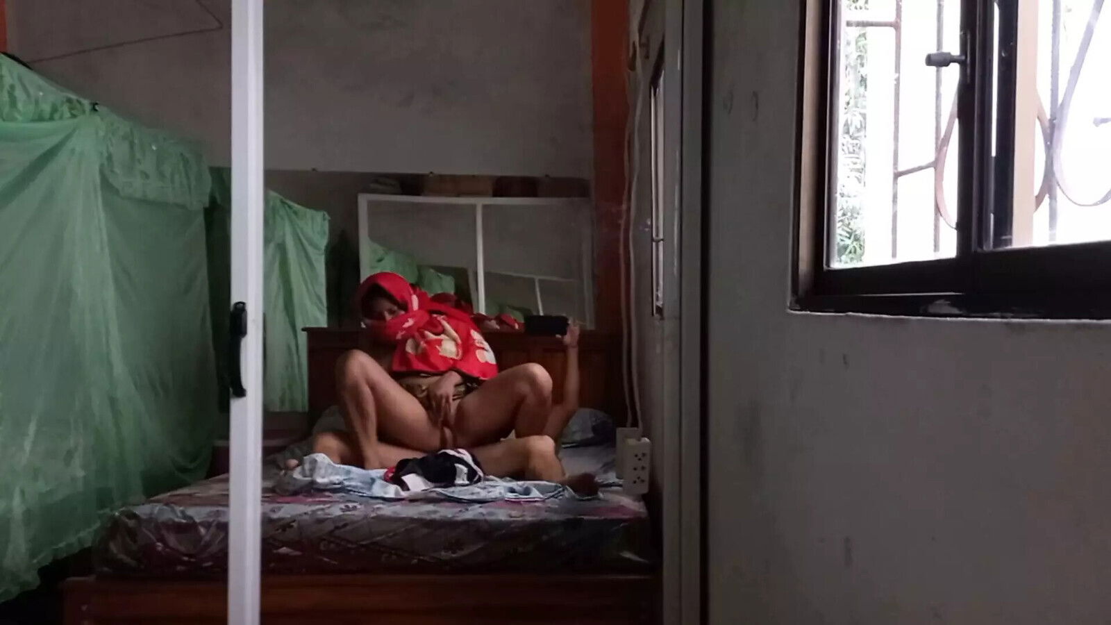 Muslim woman cuckolds husband with stepson, cowgirl fuck