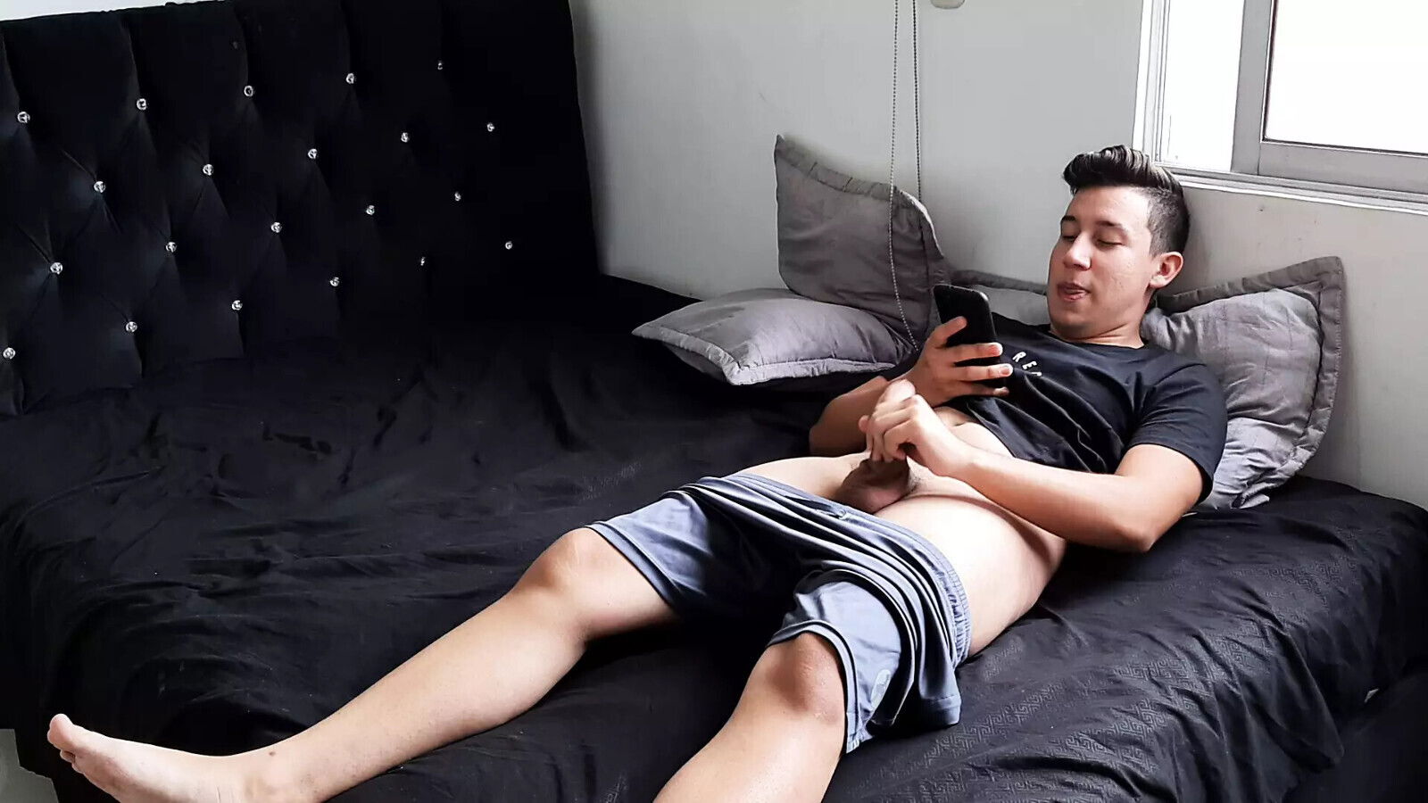 send photo cousin mistake. sucked rich pussy.