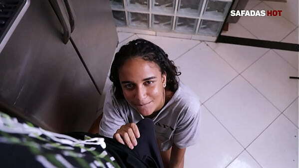 Oral gostoso deixar novinha safada molhadinha