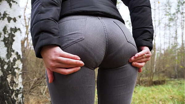 Sexy Pawg Teasing Visible Panty Line Public Park