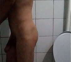 Vem tomar banho comigo.