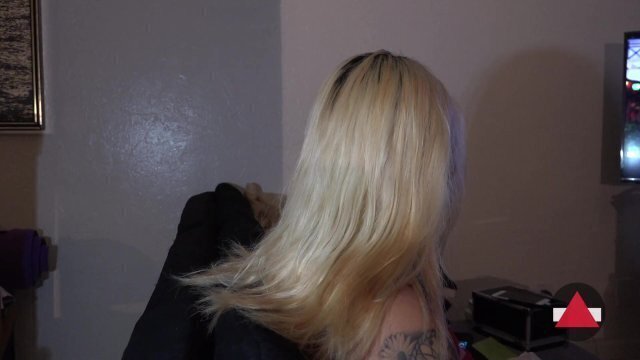 I don't mind if he fucks my hair (Hair Fucking) 👱🏼‍♀️