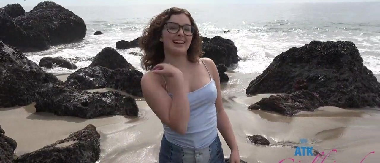 Leana Lovings enjoys while getting pleasured