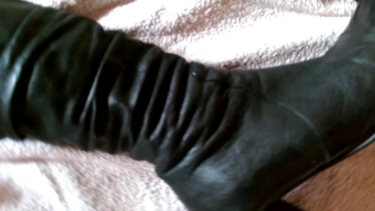 secondhand boots wife