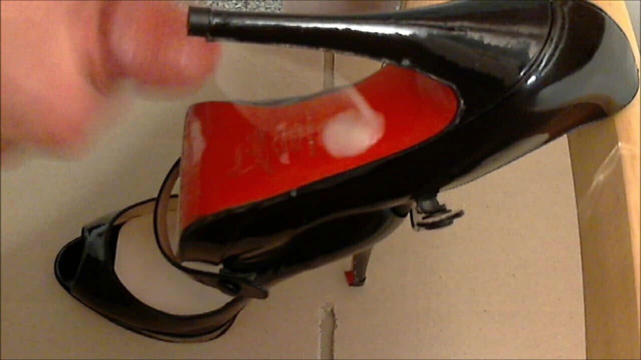 Christian Louboutin Stilettos Red Bottoms Cum