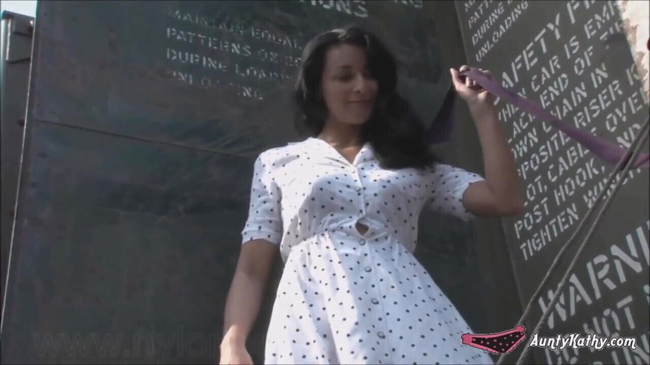 Street Walkers 3 Rail Road Tart Big Aunty Kathy