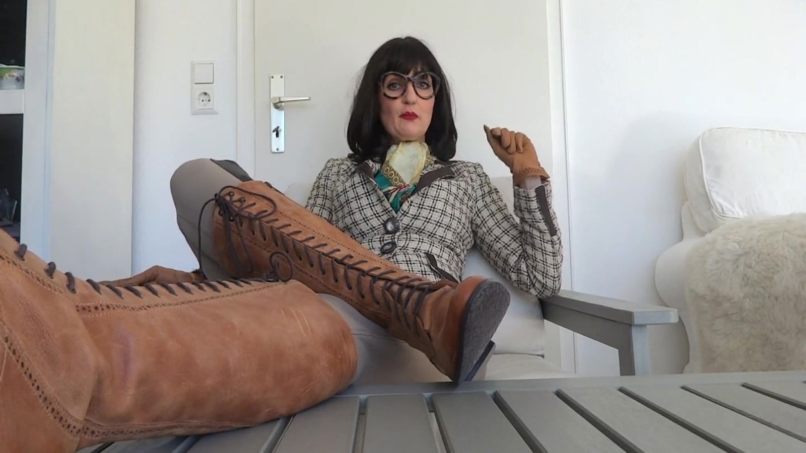 Fuck The Boot Cunt - Lady Victoria