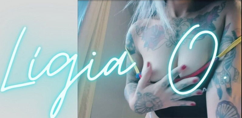 Ligia have fuck dildo