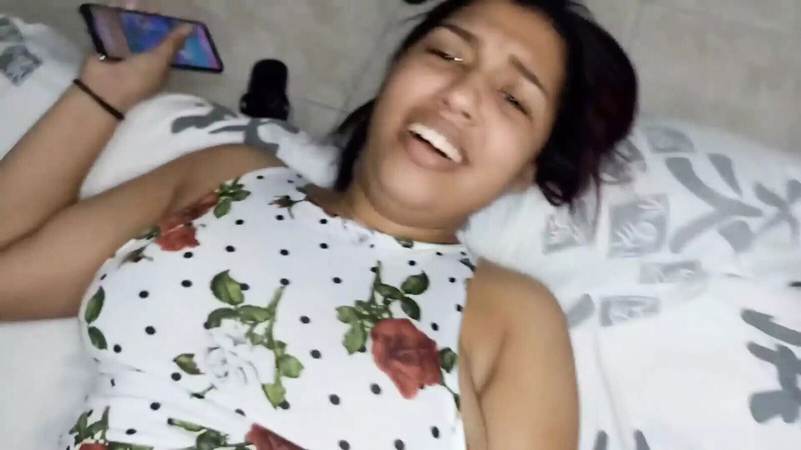 secretary always wants fuck wife already suspicious, this 18-year-old brunette very