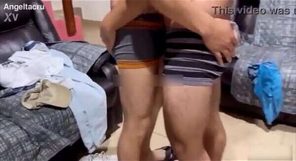 pide ba&ntilde_e saliendo para vayamos fajar llene leche culito