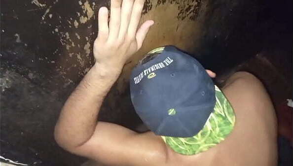 Orgia glory hole capa