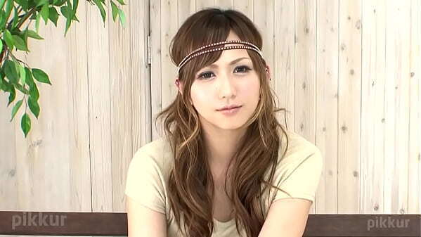 Kokoro'_s beautiful shaved pussy close masturbation(01775)