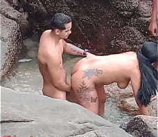 Ela disse que era uma sereia e queria leite na cara (COMPLETO NO RED)