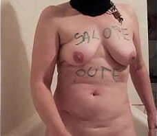 Esclave F autoseance masturbation uro tags