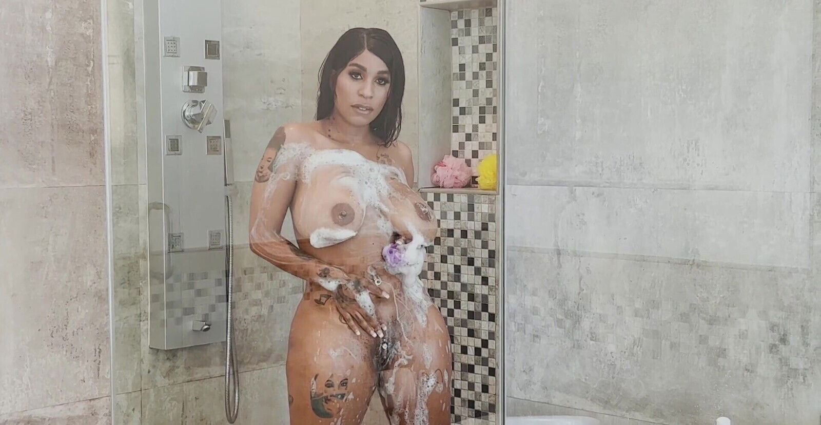 Paris Muse enjoys while getting fucked missionary