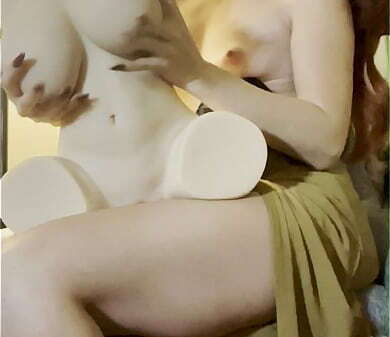 Unboxing reviewing Tantaly doll Britney