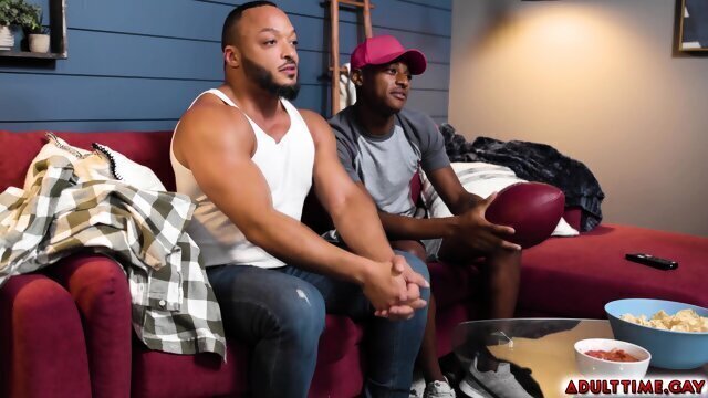 Santana watching football game with stepdad, Dillon Diaz!