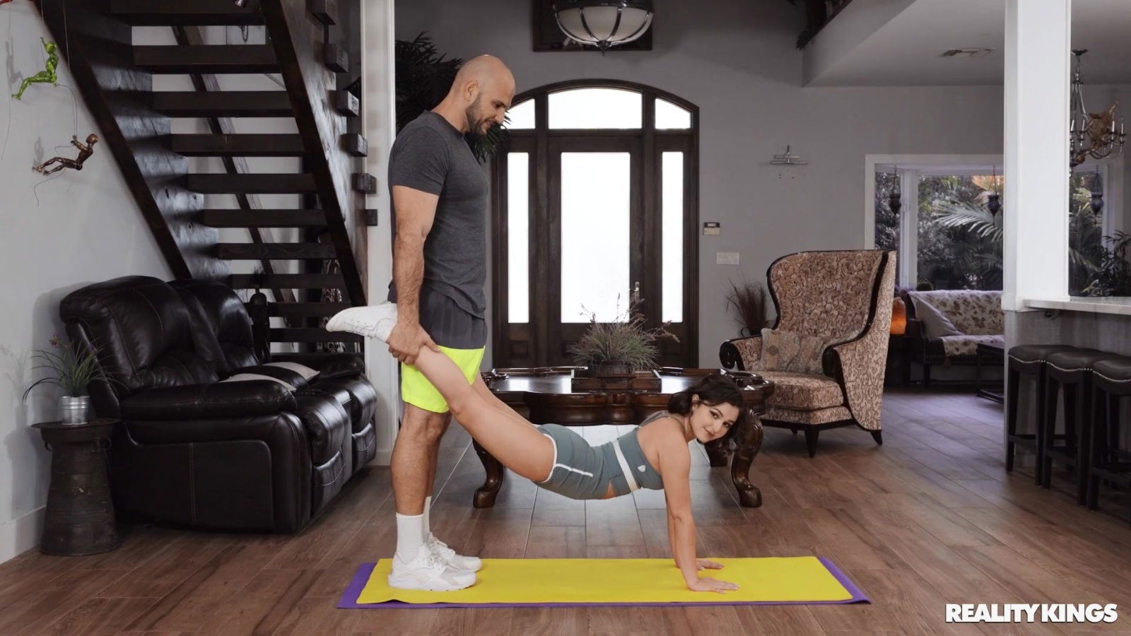 Leana Lovings having while sucking boyfriend's dick