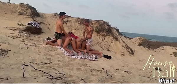 &agrave_ praia mano Dluquinhaa encontramos Pitchusca Dbabygirl1