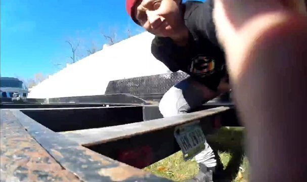 Love playing with pussy yard,I love Excitment being watched,cum watch play!!!