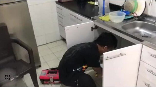 puta mujer jefe sedujo mientras trabajaba termine follandomela