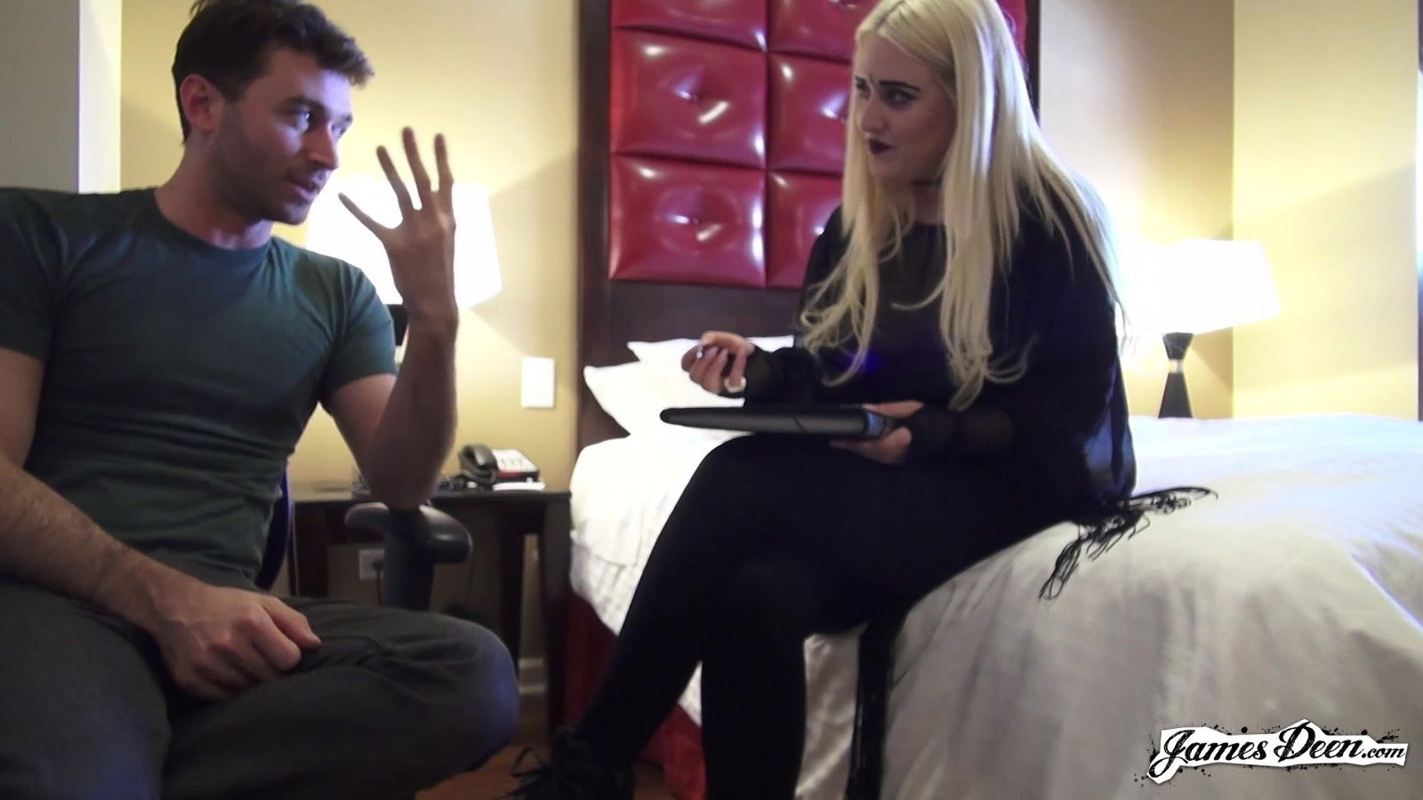 Emma Snow Alicia Amira enjoys while getting fucked hard