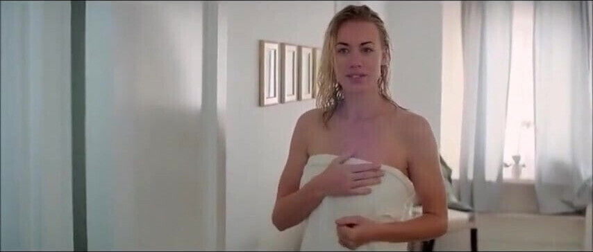 Yvonne Strahovski Nude in Manhattan Night