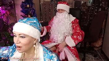 lessons proper handling mature slut Snow Maiden... Dick sucking, sparkling fucking face full from whore dressed Santa Girl!