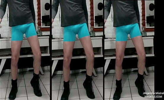 ALEJANDRO MISTRAL hombre maduro gusta trusas nailon para marcar paquete. Segunda parte