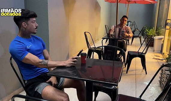 DEVOLVEU CELULAR PAGO FODA