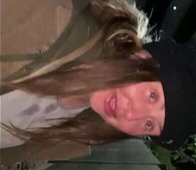 Cracky fucks chicken public