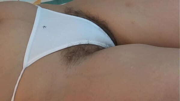 Beautiful stepmother after beach dresses shows while masturbate