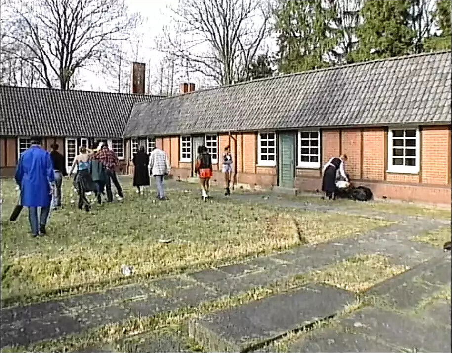 Schwer Erziehbare Madchen (Full Movie)