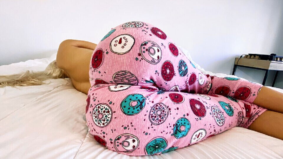 Step Wakes Hard Step helps MILF quick Carry Light