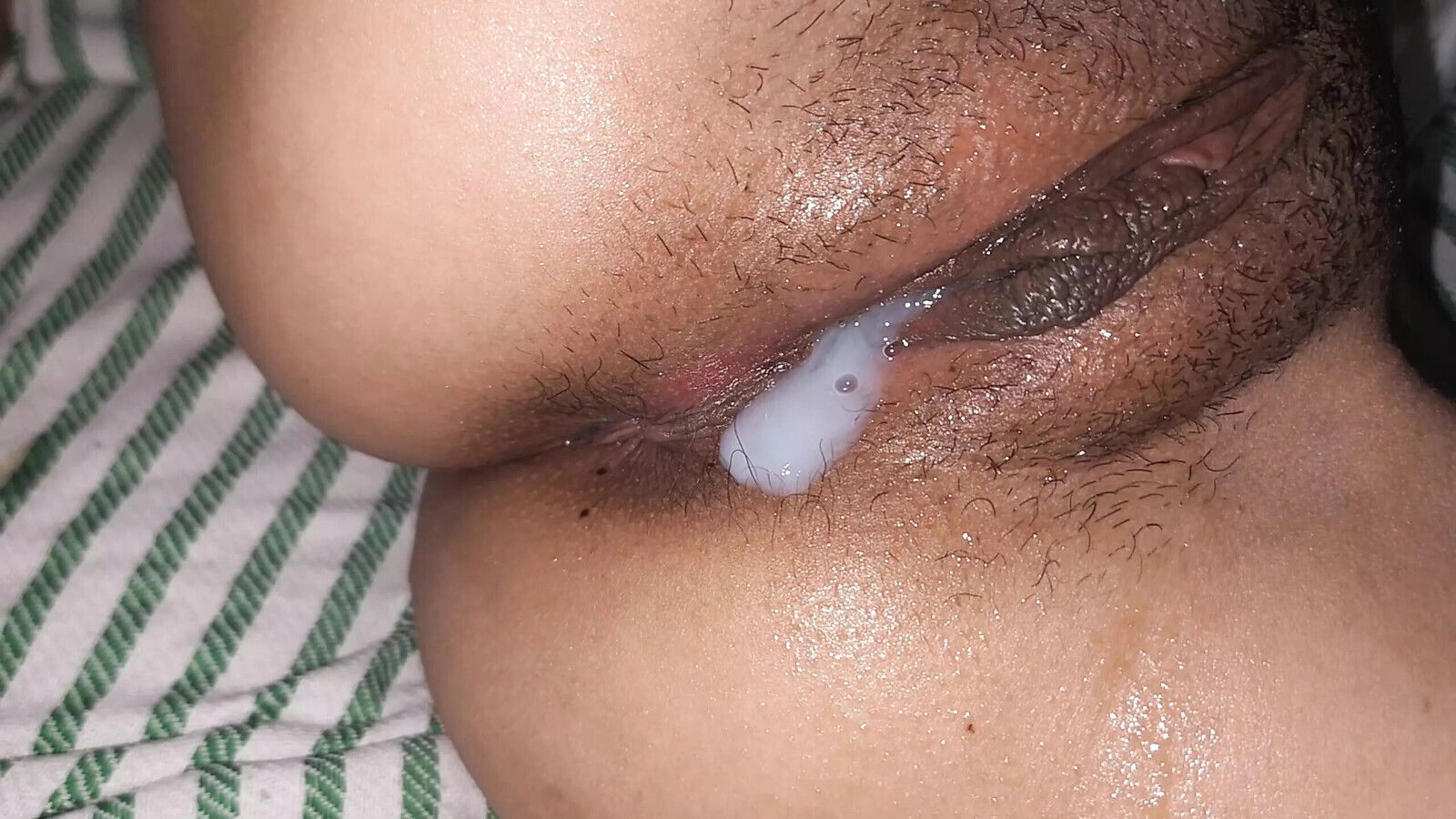 Laki buat memek basah