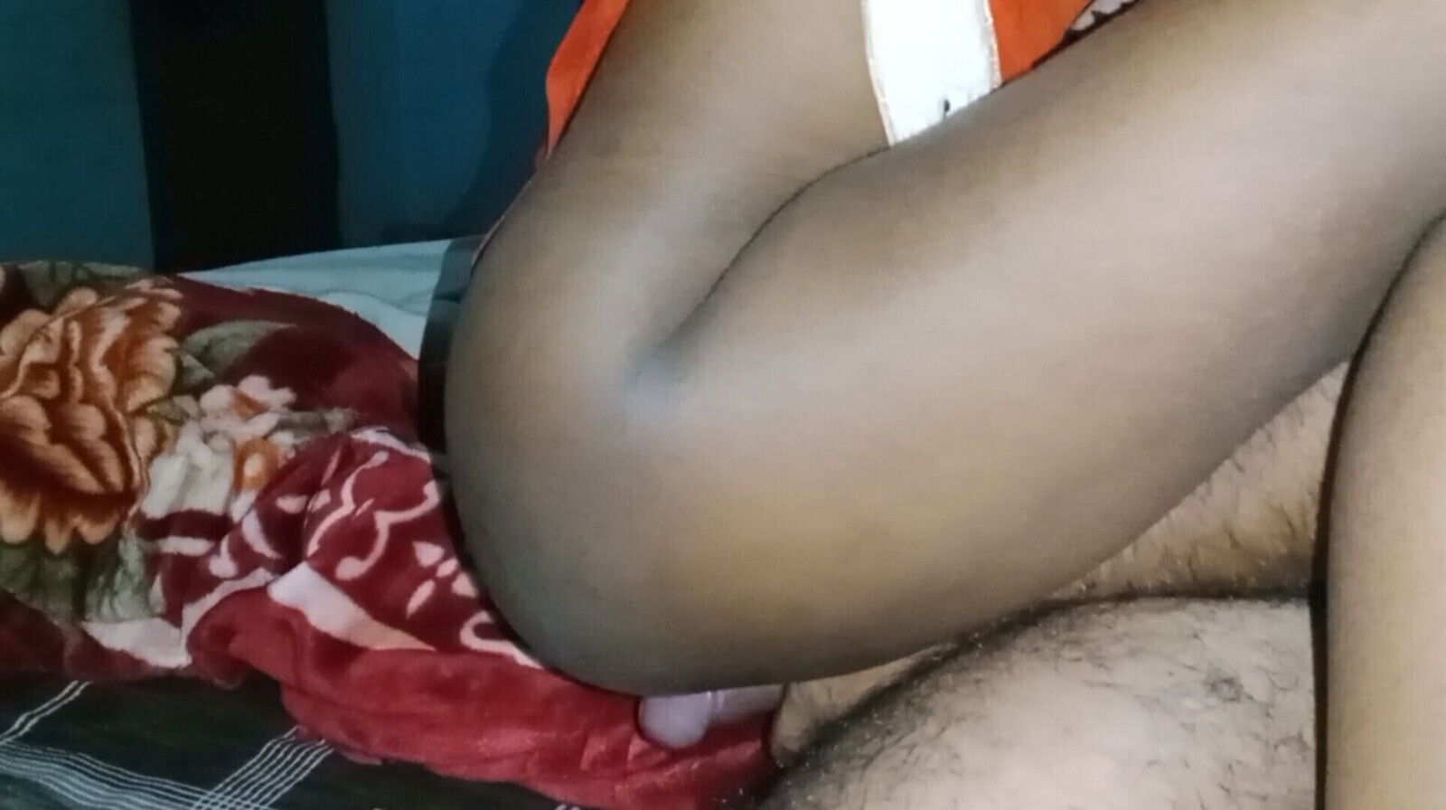 Girlfriend enjoy with boyfriend Hindi video homemade girl video desi girl video Indian girl video