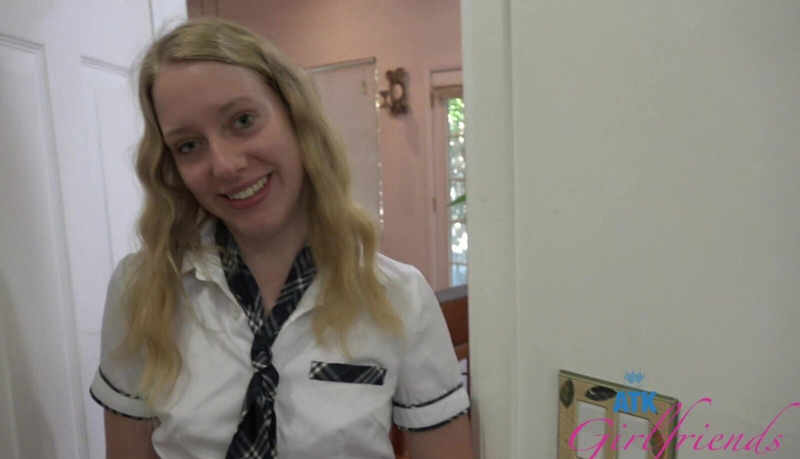 schoolgirl Kallie Taylor wants hairy pussy smashed