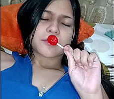 18-year-old girl runs away from school and goes into her boyfriend'_s house