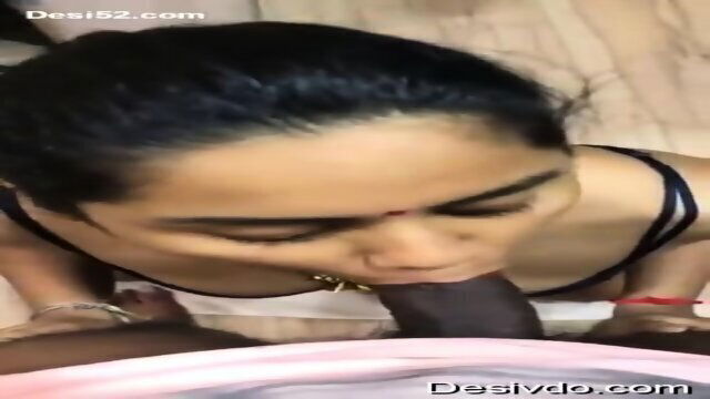 Desi cute aunty blowjob experience