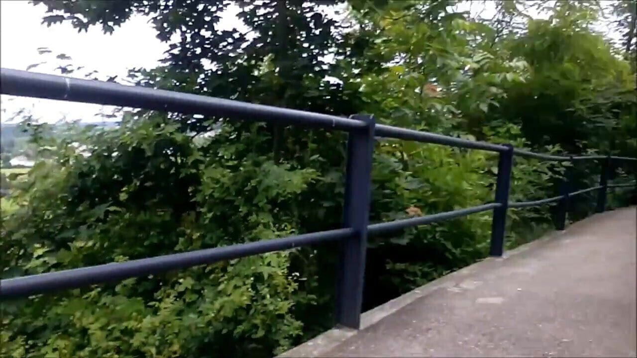 Outdoor wank close wichsen draussen