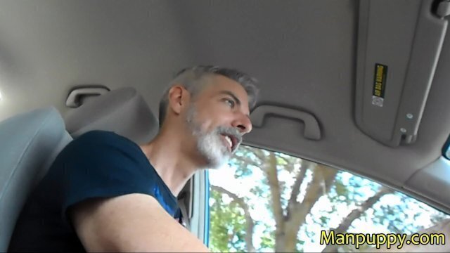 Giant Drives School Giant Richard Lennox Manpuppy